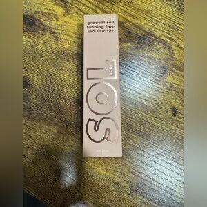 SOL Body Gradual Self Tanning Face Moisturizer